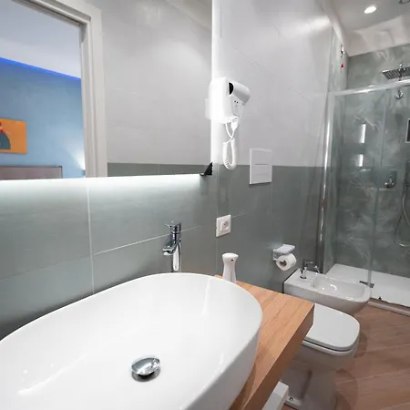 Nazzarooms ゲストハウス ナポリ