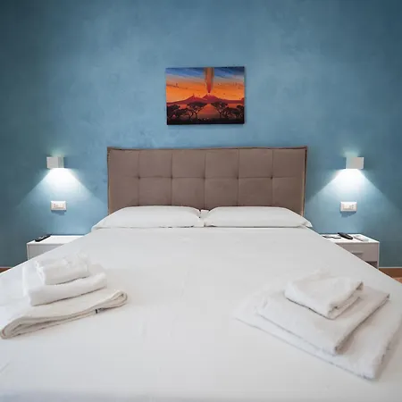 Nazzarooms ゲストハウス 4*