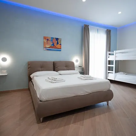 Nazzarooms