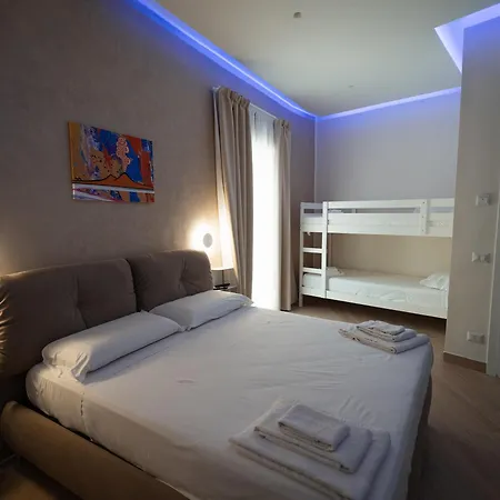 Nazzarooms