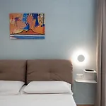 Nazzarooms