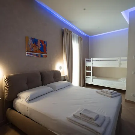 Nazzarooms 4* Nápoles